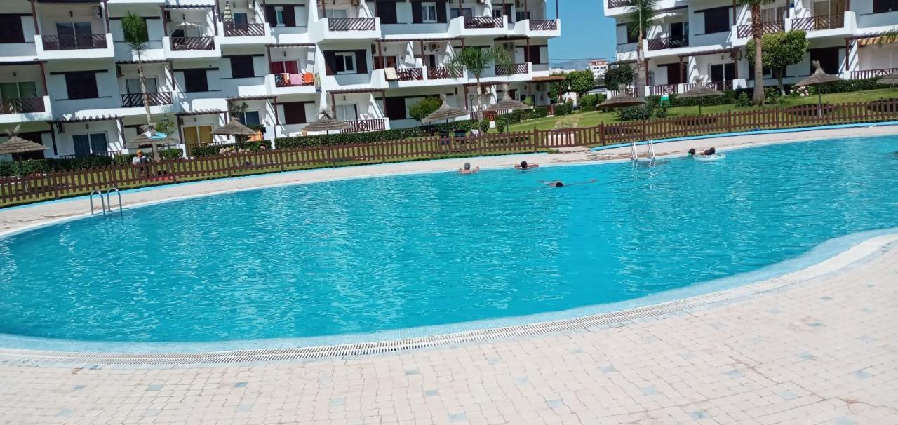 Studio De Luxe Avec Piscine Tétouan Exteriör bild