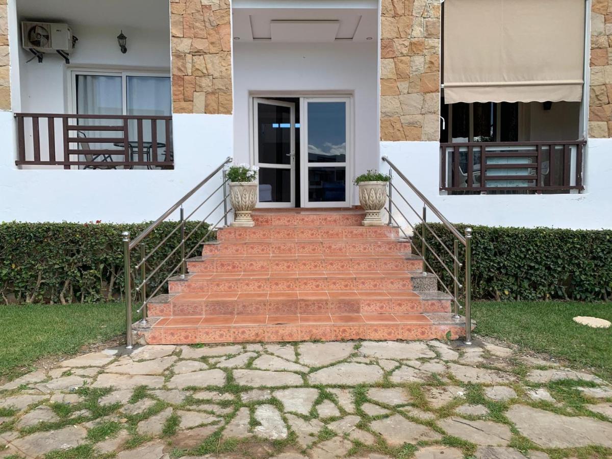 Studio De Luxe Avec Piscine Tétouan Exteriör bild